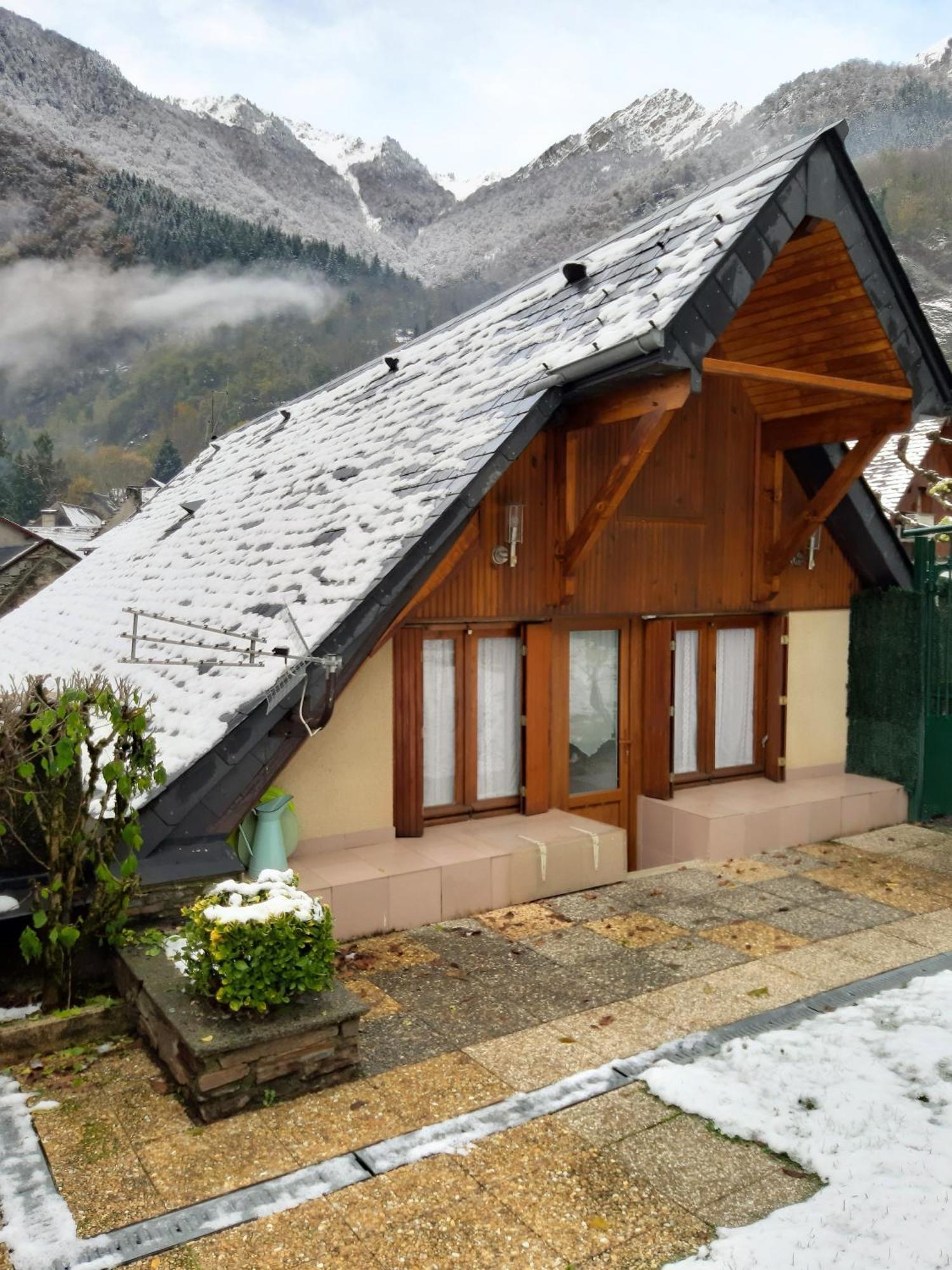 Petite Maison De Montagne Avec Jardin Cier-de-Luchon Εξωτερικό φωτογραφία